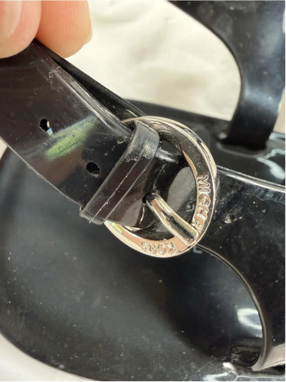MICHAEL KORS MK PLATE ICONIC JELLY PVC LOGO THONG SANDALS SIZE 8